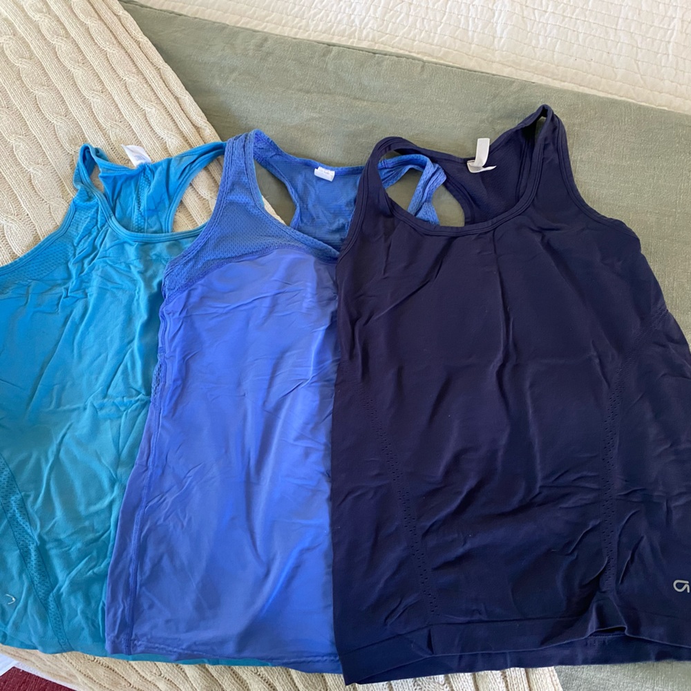 Gap fit racer back tanks